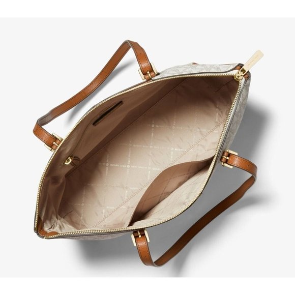 New Michael Kors Coraline Large Signature Tote Vanilla - Picture 3 of 3